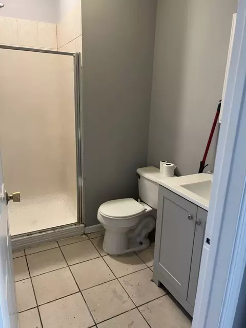 2107 E 67th St #206, Chicago, IL 60649 photo 4