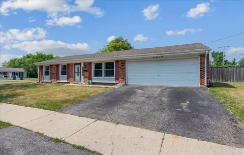 1079 Laurie Ln, Hanover Park, IL 60133