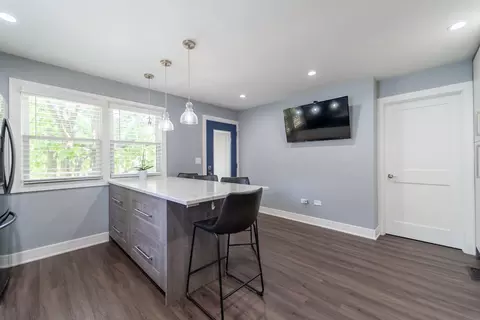 118 E North Ave, Addison, IL 60101 photo 18