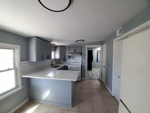 118 E North Ave, Addison, IL 60101 photo 38