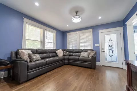 118 E North Ave, Addison, IL 60101 photo 6