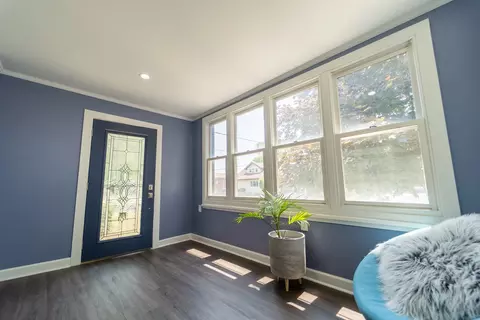 118 E North Ave, Addison, IL 60101 photo 3