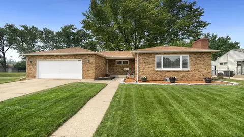 2403 Pierce Ave, Rockford, IL 61103