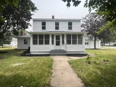 317 W Dearborn St, Plano, IL 60545