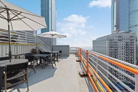 40 E 9th St #1605, Chicago, IL 60605 photo 17