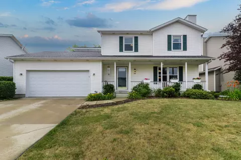 35 Rounds Rd, Bloomington, IL 61704