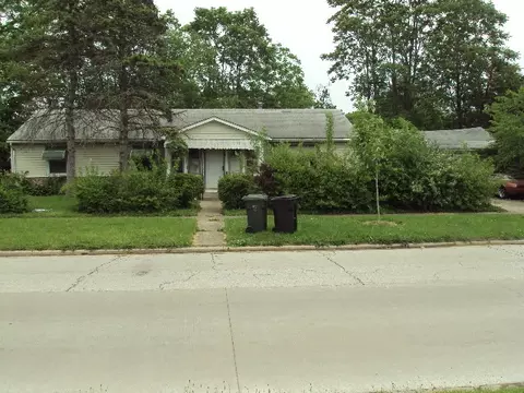 806 N Wright St N, Urbana, IL 61801