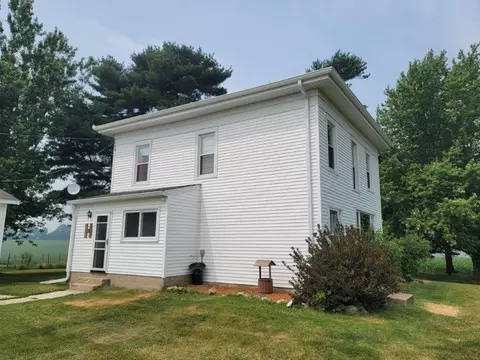 16991 W Stewart Rd, Polo, IL 61064