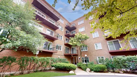 901 Hinman Ave #4E, Evanston, IL 60202