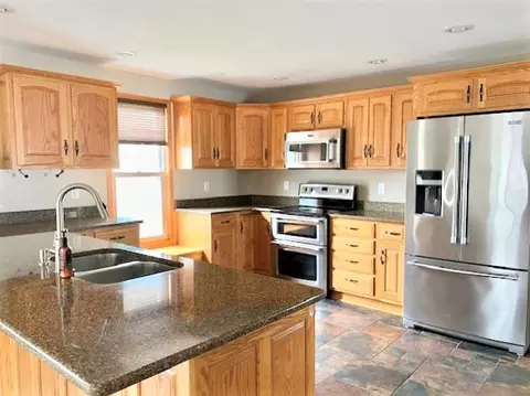 613 E 3rd St, Rock Falls, IL 61071 photo 6