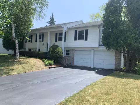 1080 Belmar Ln, Buffalo Grove, IL 60089