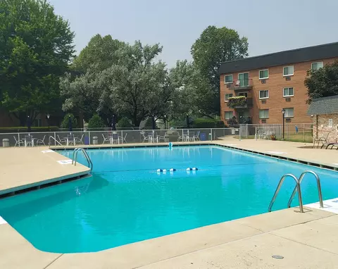 520 Burning Tree Ln #205, Naperville, IL 60563 photo 25