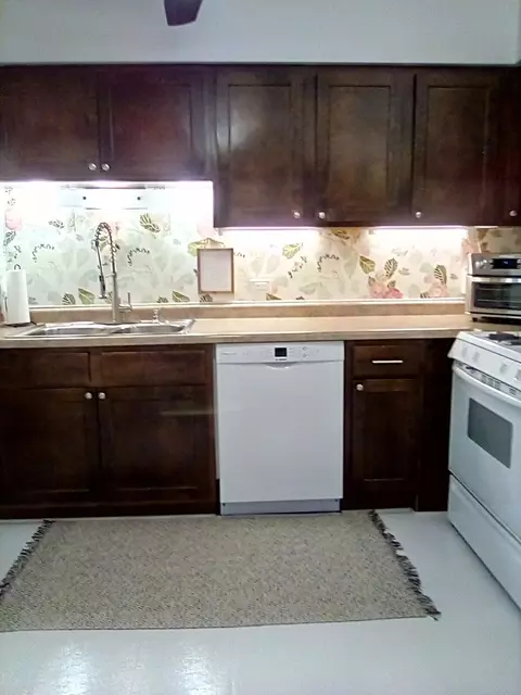 520 Burning Tree Ln #205, Naperville, IL 60563 photo 6