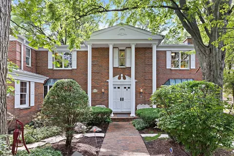 8610 Keeler Ave, Skokie, IL 60076