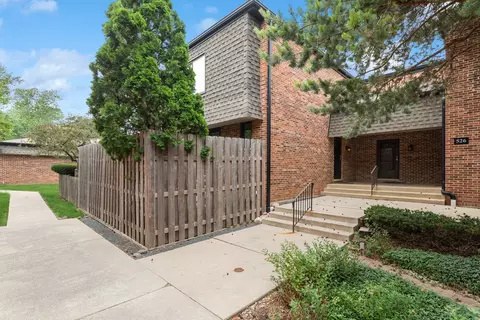 526 W Northwest Hwy #A, Palatine, IL 60067