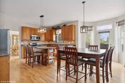 11325 Glenbrook Cir, Plainfield, IL 60585 photo 9