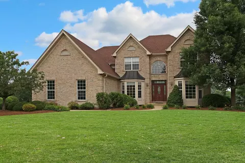 770 Fenview Cir, Algonquin, IL 60102
