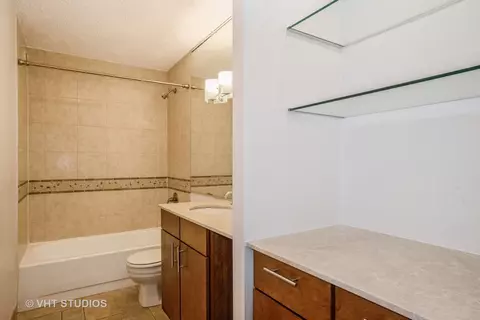 30 E Huron St #3110, Chicago, IL 60611 photo 6