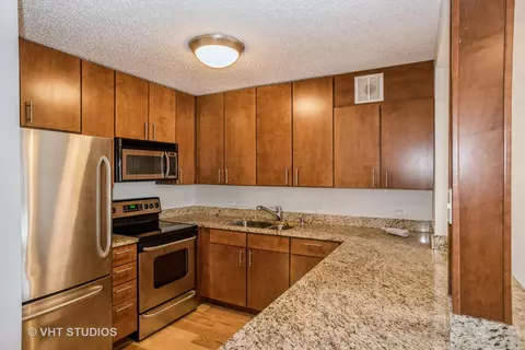 30 E Huron St #3110, Chicago, IL 60611 photo 5