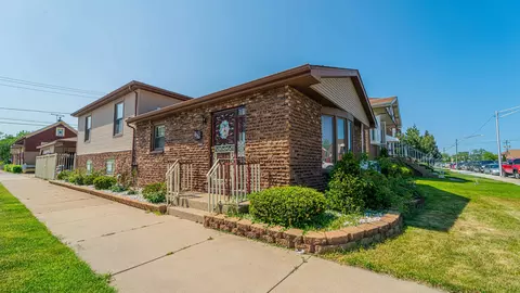 3550 E 107th St, Chicago, IL 60617 photo 3
