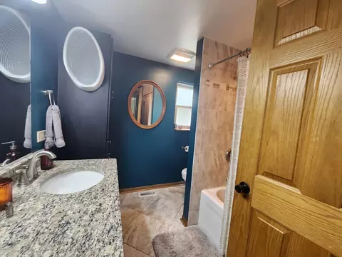 300 Read St, Elburn, IL 60119 photo 14