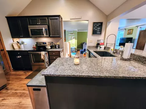 300 Read St, Elburn, IL 60119 photo 4