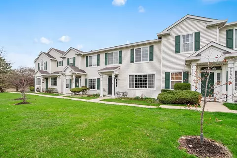 2234 Reflections Dr, Aurora, IL 60502 photo 2
