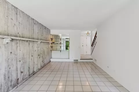 2521 Honeysuckle Ln, Rolling Meadows, IL 60008 photo 12