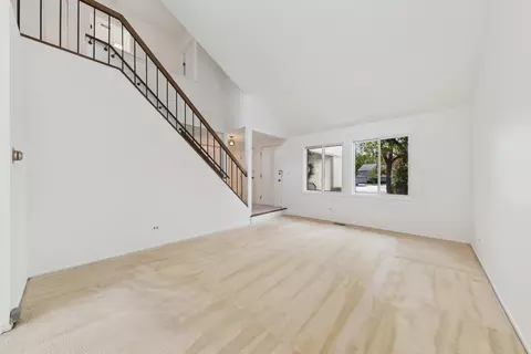 2521 Honeysuckle Ln, Rolling Meadows, IL 60008 photo 8