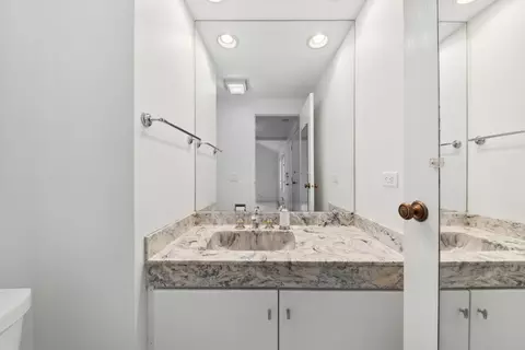 2521 Honeysuckle Ln, Rolling Meadows, IL 60008 photo 13