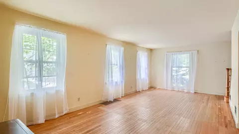 511 S Edison Ave, Elgin, IL 60123 photo 7