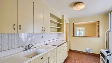 511 S Edison Ave, Elgin, IL 60123 photo 12