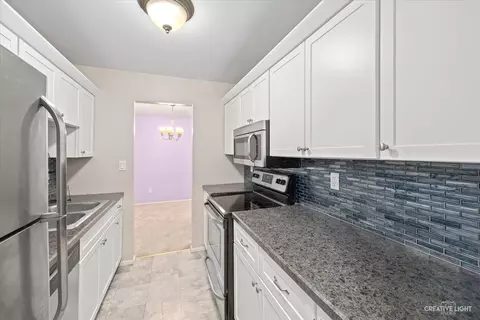 4614 W Northfox Ln #E3, Mchenry, IL 60050 photo 8