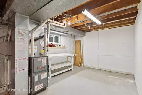 1703 W Rusty Dr, Mount Prospect, IL 60056 photo 12