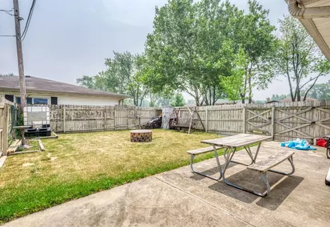 261 W Parkview Dr, Addison, IL 60101 photo 24