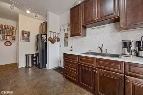 1653 E 55th St #2, Chicago, IL 60615 photo 21