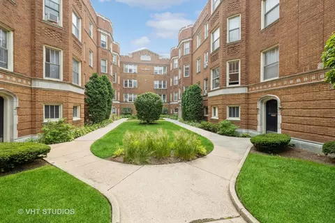 611 Washington Blvd #1S, Oak Park, IL 60302