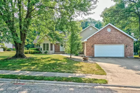 2528 Beverly Way, Ottawa, IL 61350