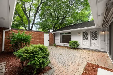 2 Oxford St, Rolling Meadows, IL 60008 photo 10
