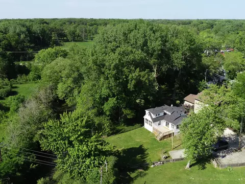 25184 W Mitchell Ct, Ingleside, IL 60041
