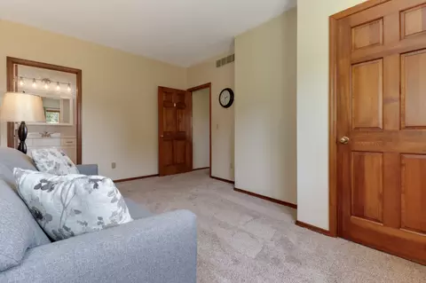 4 Gulf Pointe Ct, Bloomington, IL 61704 photo 20