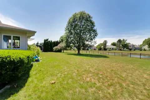 4 Gulf Pointe Ct, Bloomington, IL 61704 photo 49