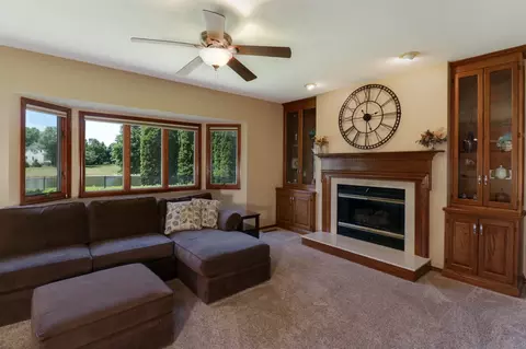 4 Gulf Pointe Ct, Bloomington, IL 61704 photo 17