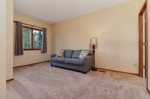 4 Gulf Pointe Ct, Bloomington, IL 61704 photo 18