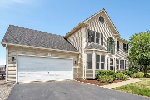 215 Newbury Ct, Yorkville, IL 60560