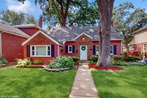 9540 Brandt Ave, Oak Lawn, IL 60453