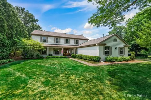 1271 Wild Rose Ln, Lake Forest, IL 60045