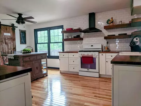 7 Deerpath Ct, Cary, IL 60013 photo 8
