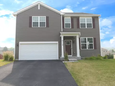 2118 Fairview Ln, Woodstock, IL 60098
