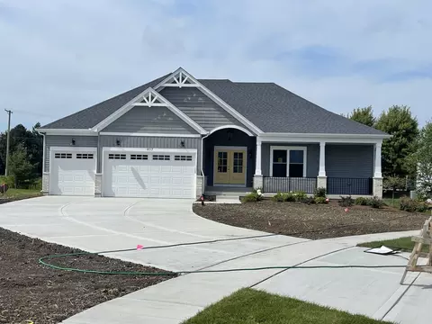 500 Marty Ln, Oswego, IL 60543